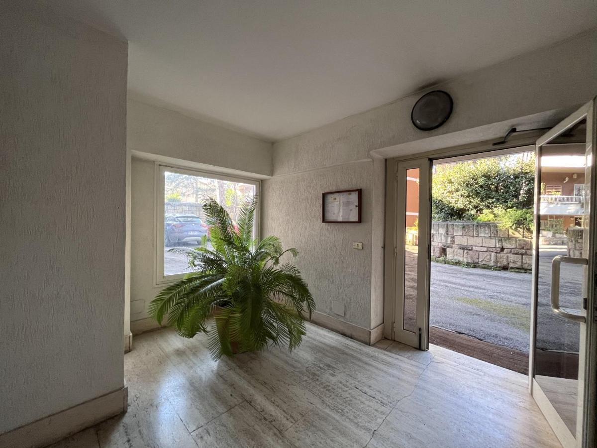Monolocale A Mostacciano Daire Roma Dış mekan fotoğraf