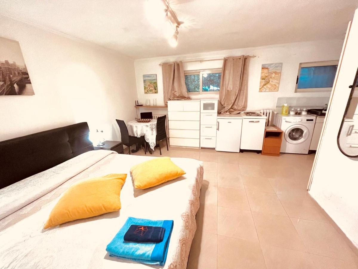 Monolocale A Mostacciano Daire Roma Dış mekan fotoğraf